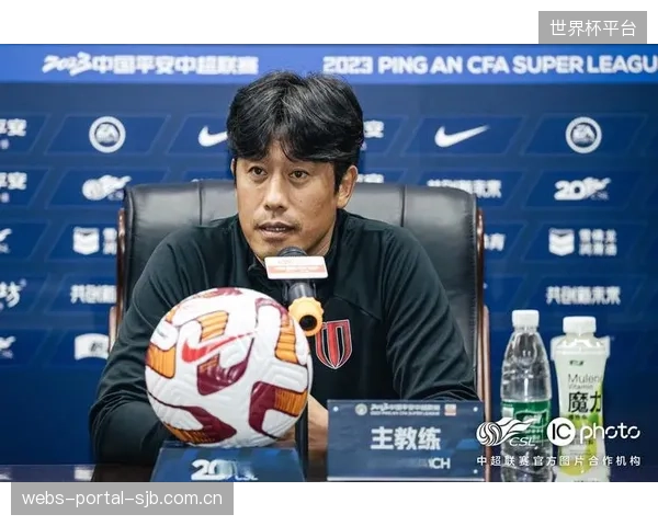 成都蓉城半程表现堪称完美，主帅徐正源打造的进攻体系多点开花效率惊人。